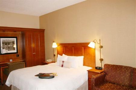 фото отеля Hampton Inn Columbus/Delaware