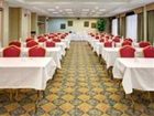 фото отеля Holiday Inn Hotel & Suites Warren