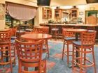 фото отеля Holiday Inn Hotel & Suites Warren