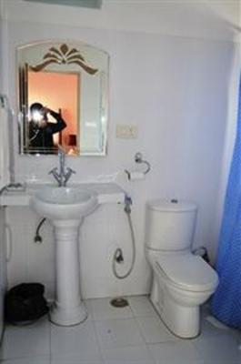 фото отеля Suryaa Villa