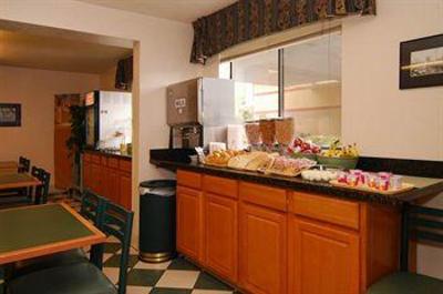 фото отеля Quality Inn and Suites Medford (Oregon)