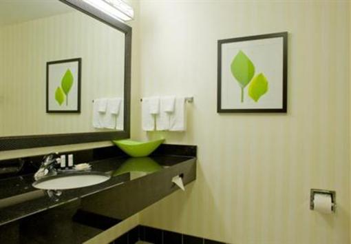 фото отеля Fairfield Inn & Suites Commerce