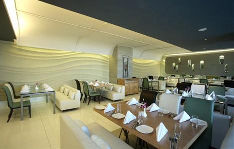 фото отеля St Laurn Suites Pune