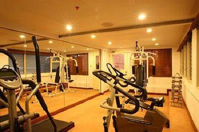 фото отеля Check Inn Regency Park
