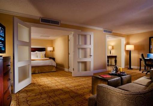 фото отеля Marriott San Antonio Riverwalk