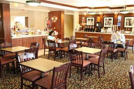 фото отеля Hampton Inn Cincinnati Northwest Fairfield