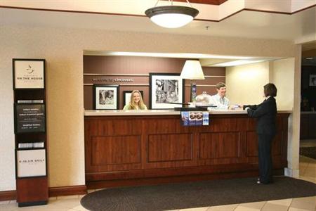 фото отеля Hampton Inn Cincinnati Northwest Fairfield