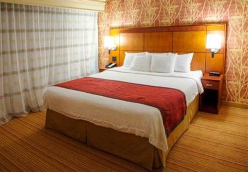 фото отеля Courtyard by Marriott Danbury