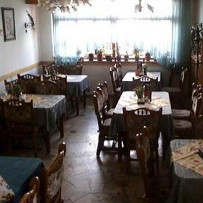фото отеля Sarokhaz Panzio Hotel Vecsés