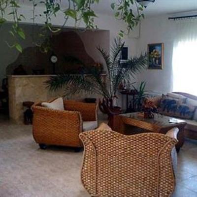 фото отеля Sarokhaz Panzio Hotel Vecsés
