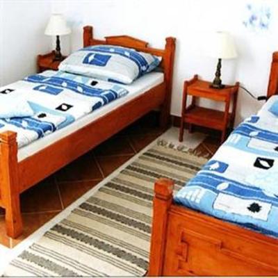 фото отеля Sarokhaz Panzio Hotel Vecsés