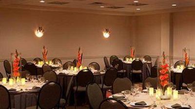 фото отеля Hilton Garden Inn Philadelphia / Fort Washington