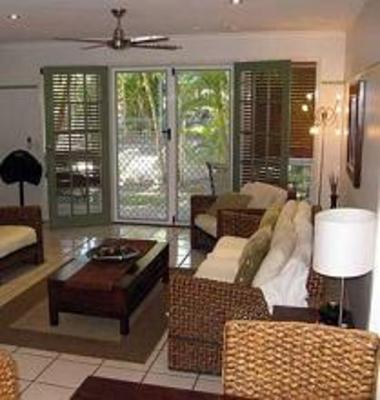 фото отеля Coral Beach Noosa Resort