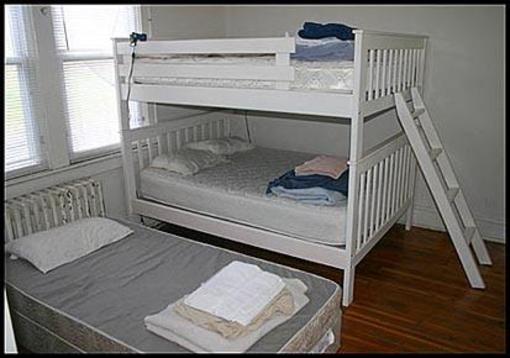 фото отеля Simpkins' / Hostel Capitol City
