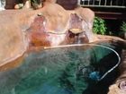 фото отеля Hippo Hide Backpackers