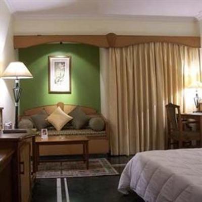 фото отеля Hotel Taj Tristar