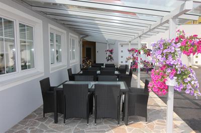 фото отеля Hotel Garni Thermenglück