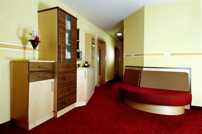 фото отеля Hotel Garni Thermenglück