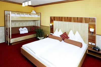 фото отеля Hotel Garni Thermenglück