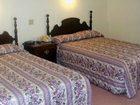 фото отеля Harlan Inn & Suites