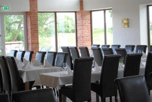 фото отеля Lydinge Golf Hotell