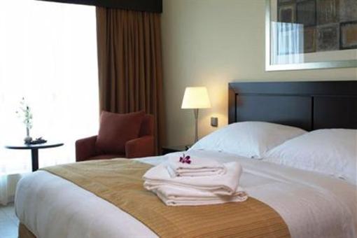 фото отеля Moevenpick Hotel & Apartments Bur Dubai