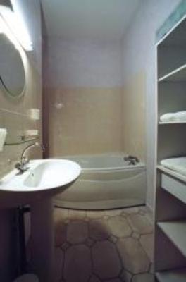 фото отеля Hotel Des Iles Agen