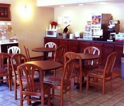 фото отеля Econo Lodge Pine Grove