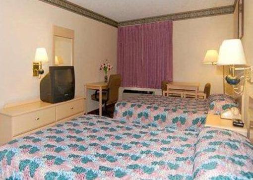 фото отеля Econo Lodge Pine Grove