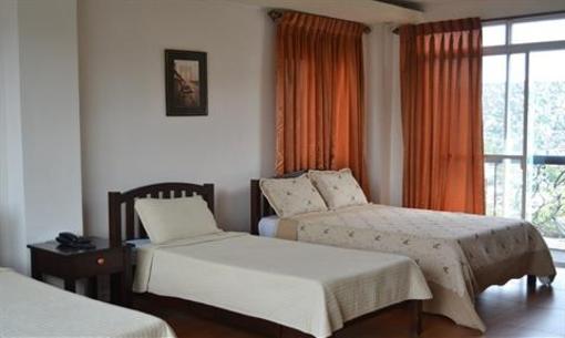 фото отеля Manhattan Suites