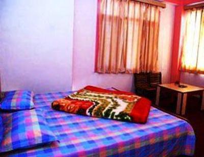 фото отеля Hotel Deepjyoti Shimla