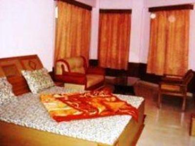 фото отеля Hotel Deepjyoti Shimla