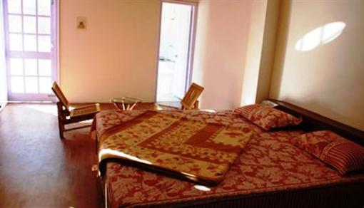 фото отеля Hotel Deepjyoti Shimla