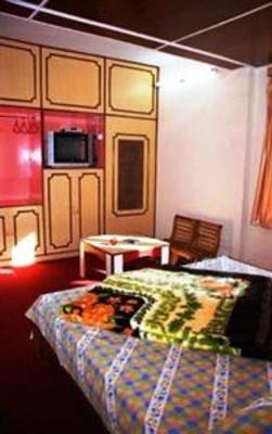 фото отеля Hotel Deepjyoti Shimla