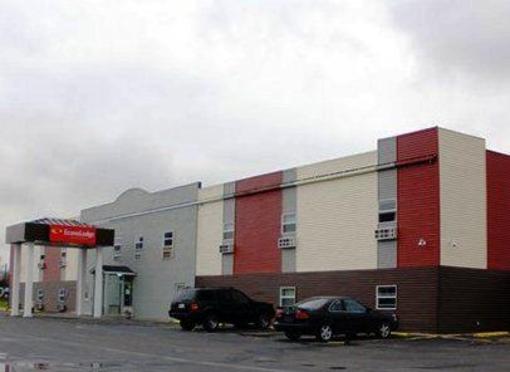 фото отеля Econo Lodge Inn & Suites Walnut