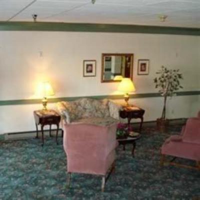 фото отеля Surrey Inn Hotel