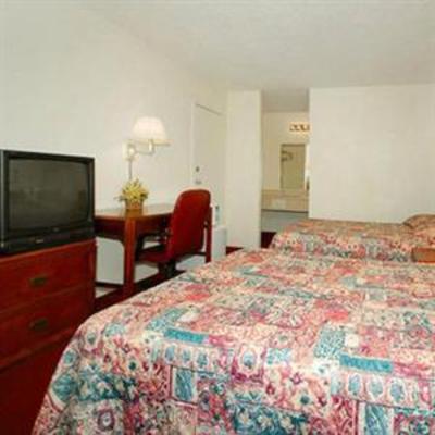 фото отеля University Inn Warrensburg