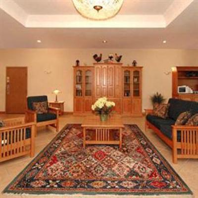 фото отеля University Inn Warrensburg