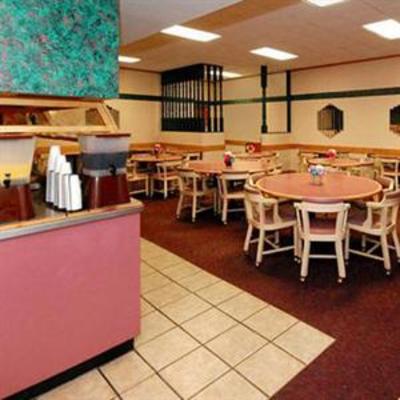 фото отеля University Inn Warrensburg