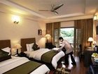 фото отеля Country Inn & Suites Mussoorie