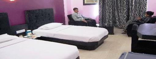 фото отеля Hotel Gulzar Towers