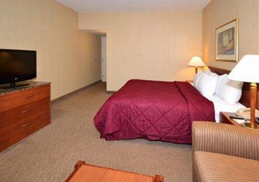 фото отеля Comfort Inn Airport & Conference Center St Louis