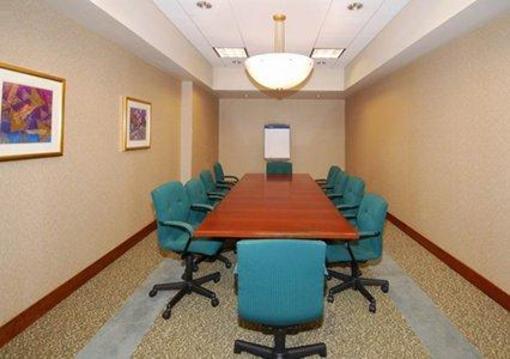 фото отеля Comfort Inn Airport & Conference Center St Louis
