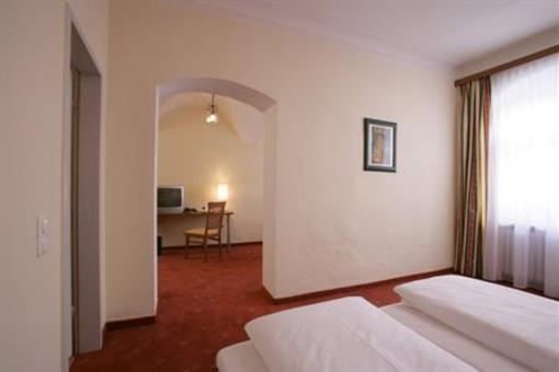 фото отеля Altstadt-Hotel Zieglerbraeu