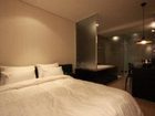 фото отеля Shinchon Y Hotel