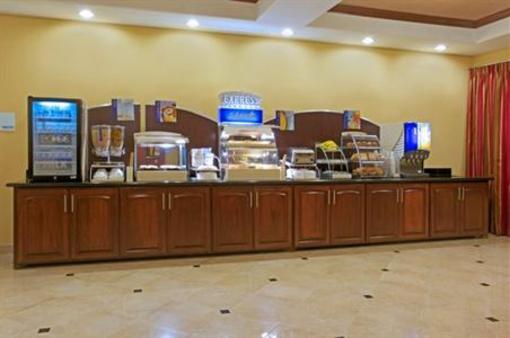 фото отеля Holiday Inn Express Hotel & Suites Vidor South