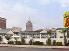 фото отеля Super 8 Fresno Convention Center