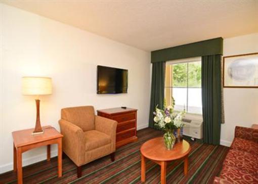 фото отеля Quality Inn & Suites Biltmore East