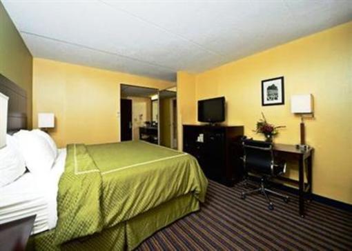 фото отеля Comfort Inn & Suites East Hartford