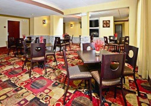 фото отеля Comfort Inn & Suites East Hartford